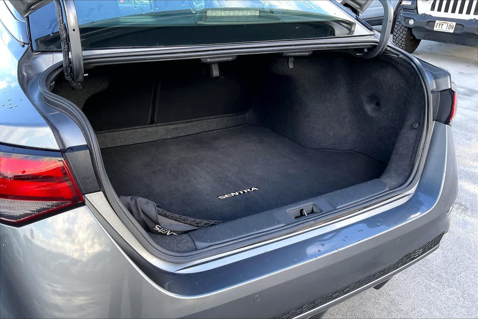 Used 2023 Nissan Sentra SV w/ All-Weather Package FWD image 18