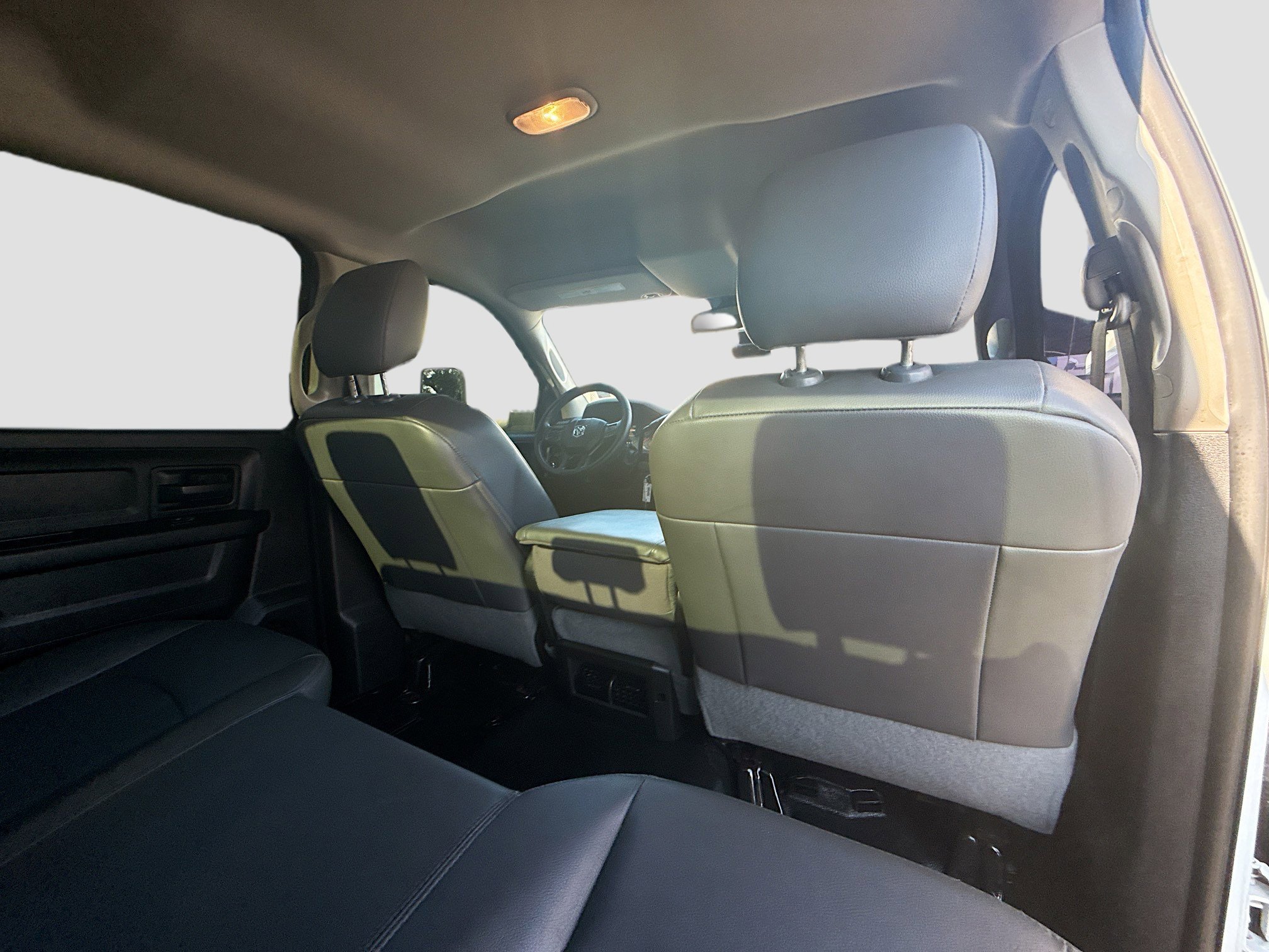 Used 2018 RAM 3500 Tradesman w/ Protection Group image 29