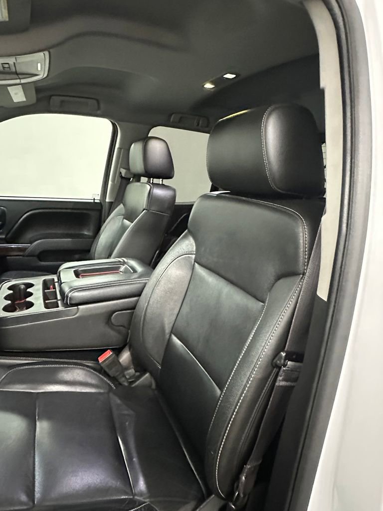 Used 2015 GMC Sierra 1500 SLE w/ Carbon-22 Edition AWD/4WD image 10