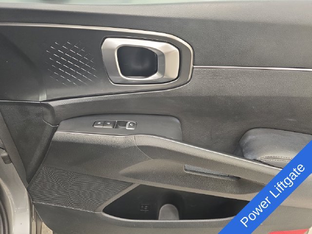 Used 2023 Kia Sorento EX FWD image 11