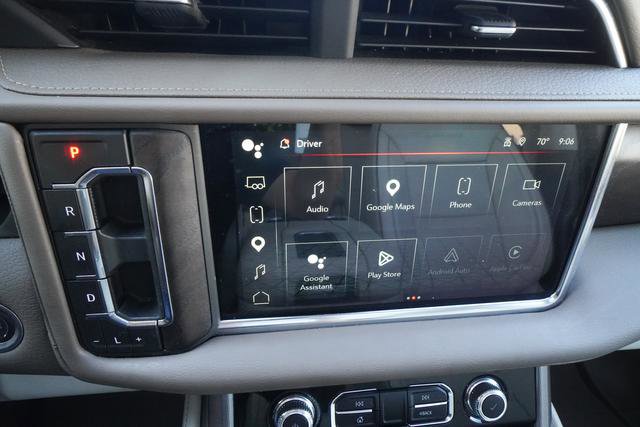 Used 2024 GMC Yukon Denali AWD/4WD image 17