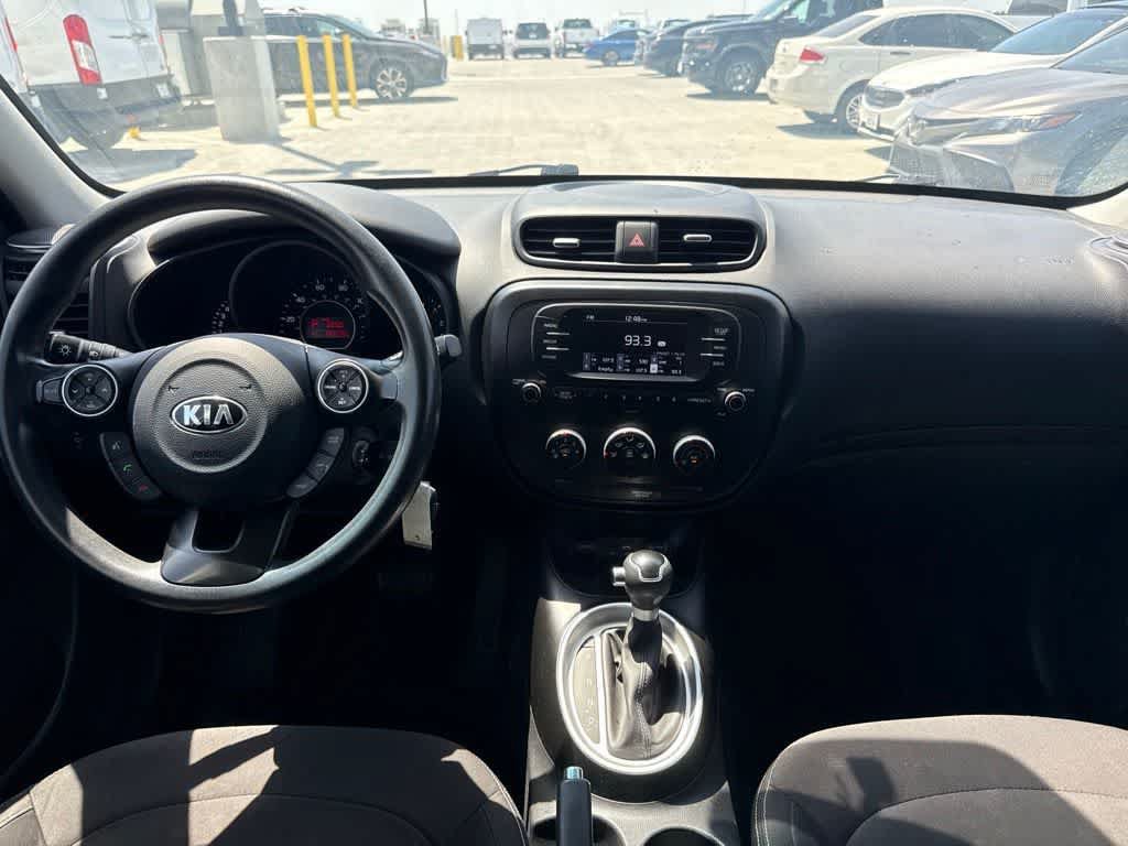 Used 2018 Kia Soul FWD image 18