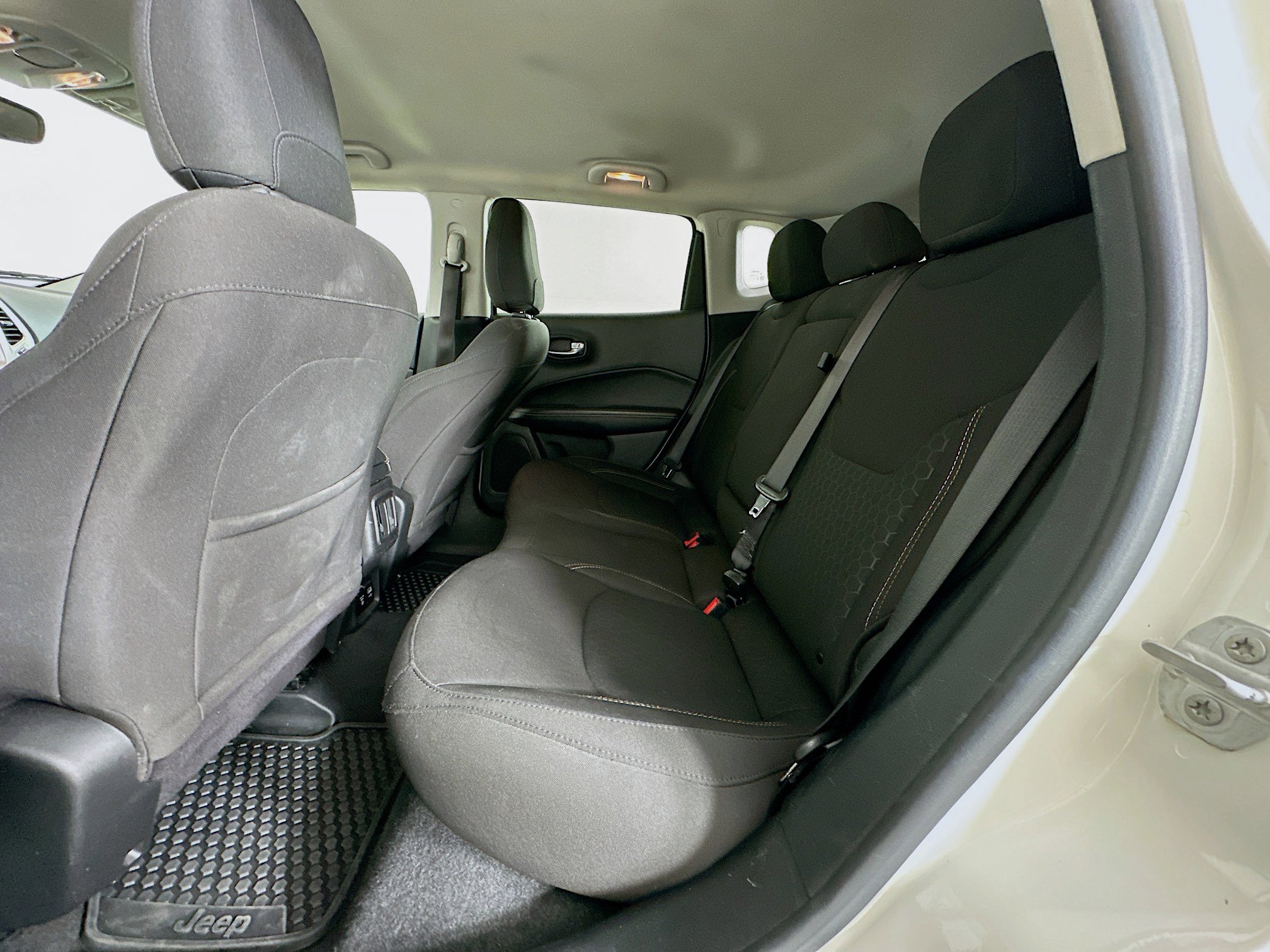 Used 2020 Jeep Compass Sport image 27