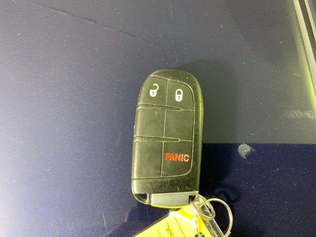 Used 2017 Dodge Journey SXT w/ Comfort/Convenience Group image 35