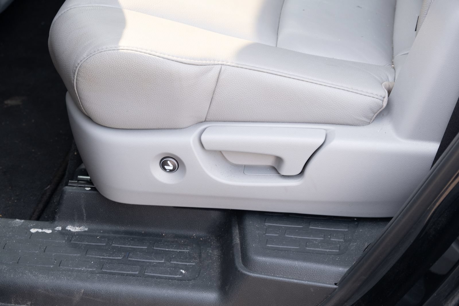 Used 2017 Honda Pilot EX-L image 14