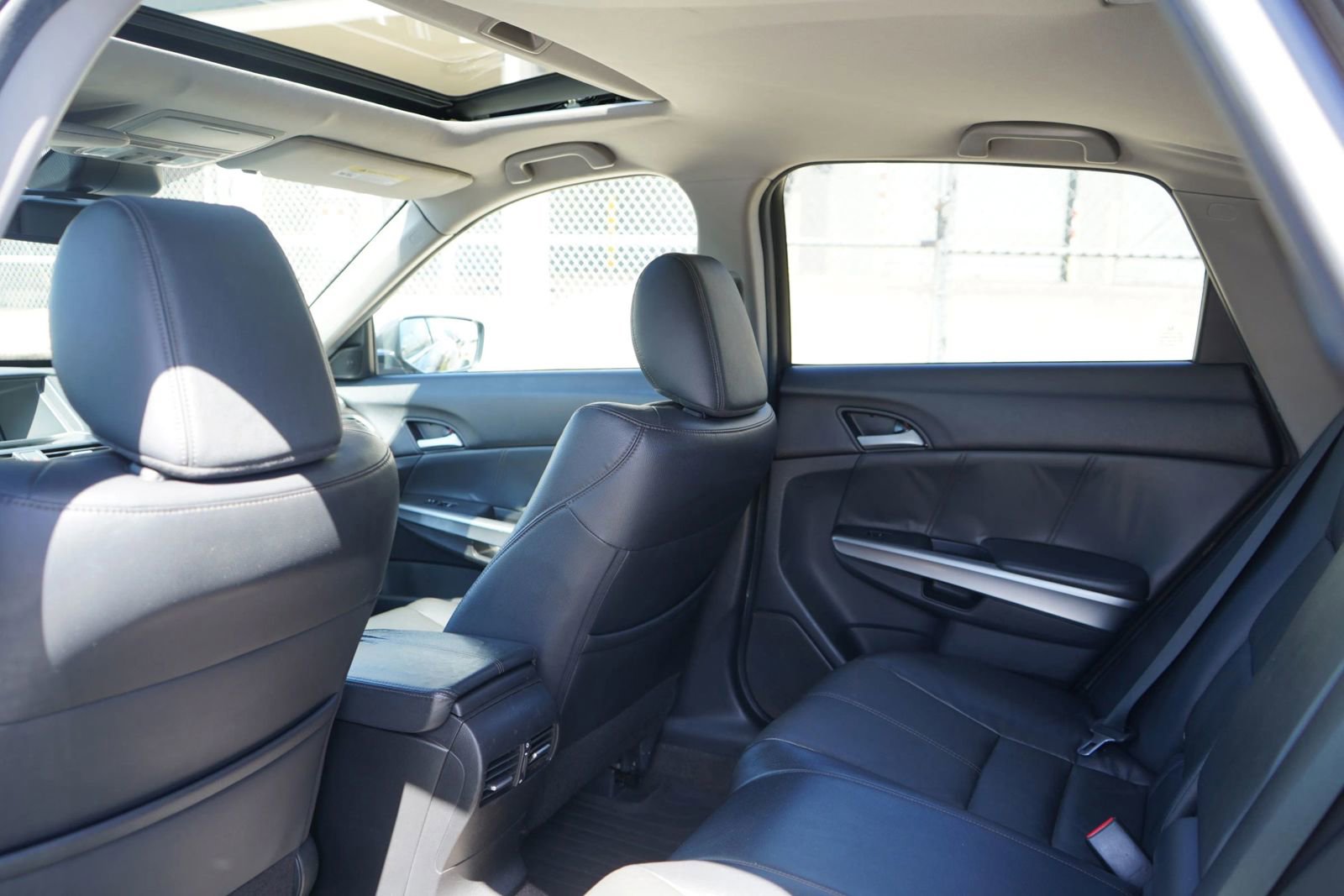 Used 2015 Honda Crosstour EX-L image 15