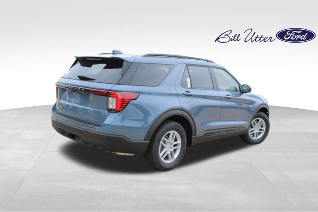 New 2026 Ford Explorer Active RWD image 3