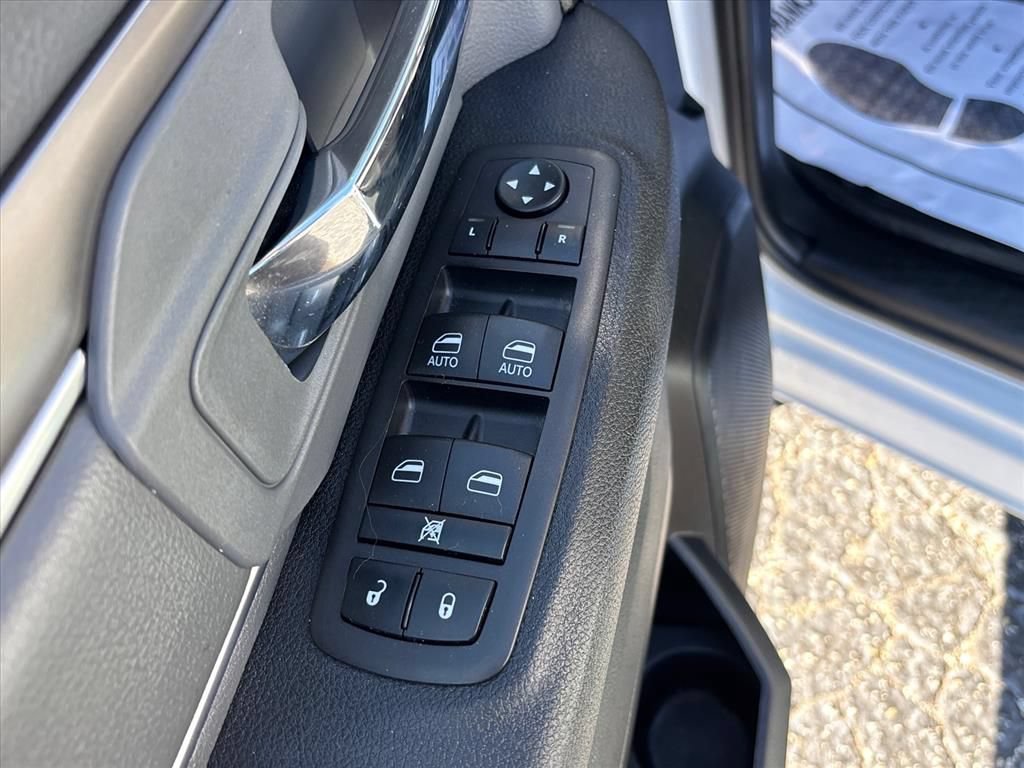 Used 2023 RAM 1500 Classic SLT w/ Protection Group AWD/4WD image 26