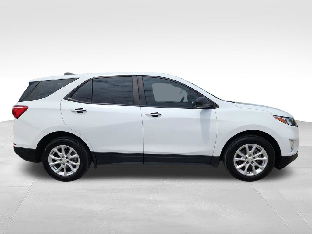Used 2021 Chevrolet Equinox LS FWD image 10