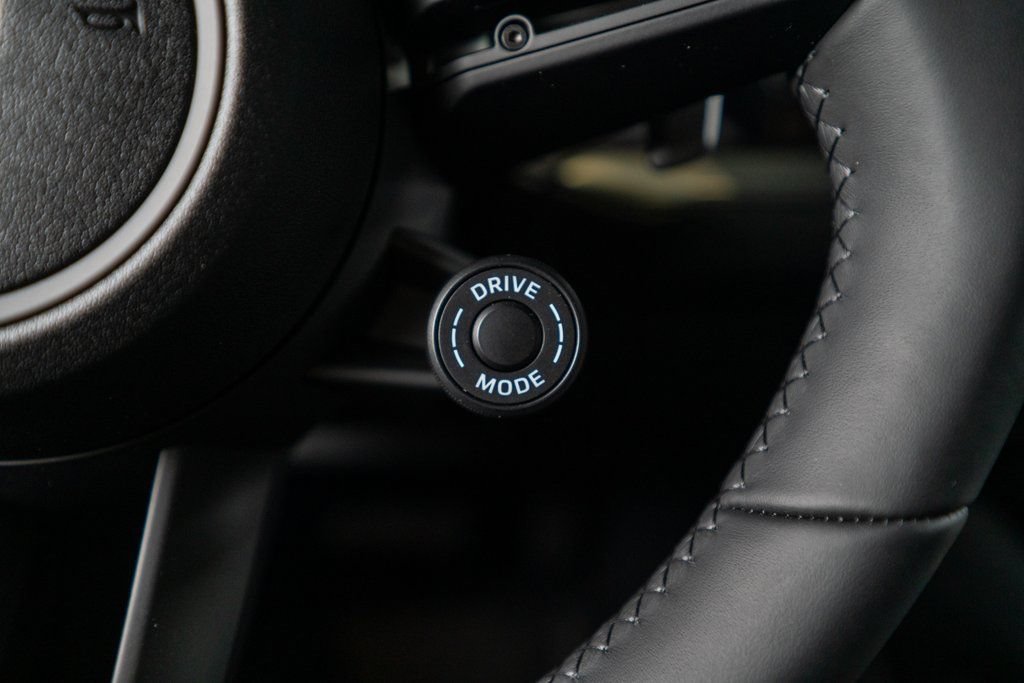 New 2025 Porsche Cayenne AWD/4WD image 42