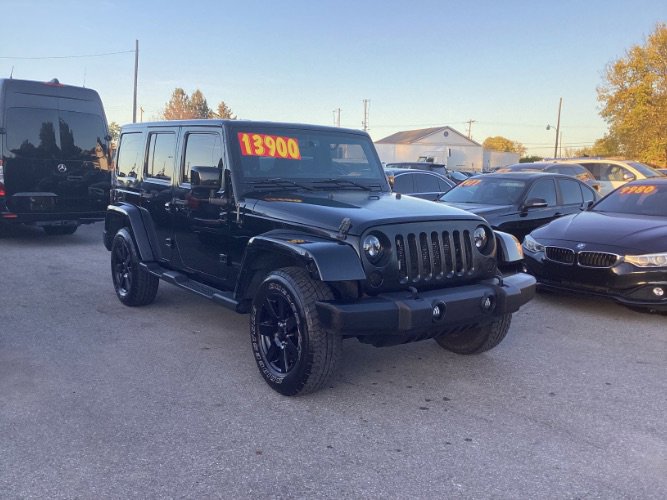 Used 2014 Jeep Wrangler Altitude image 2