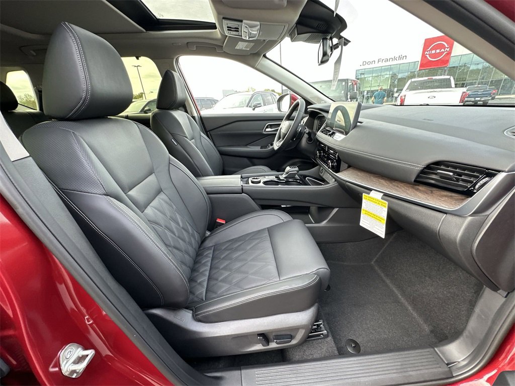 New 2026 Nissan Rogue Platinum w/ Platinum Premium Package image 25