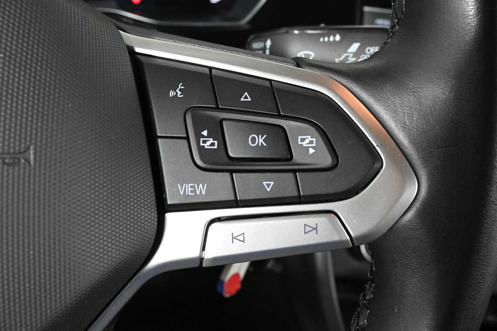 Certified 2022 Volkswagen Jetta S FWD image 19