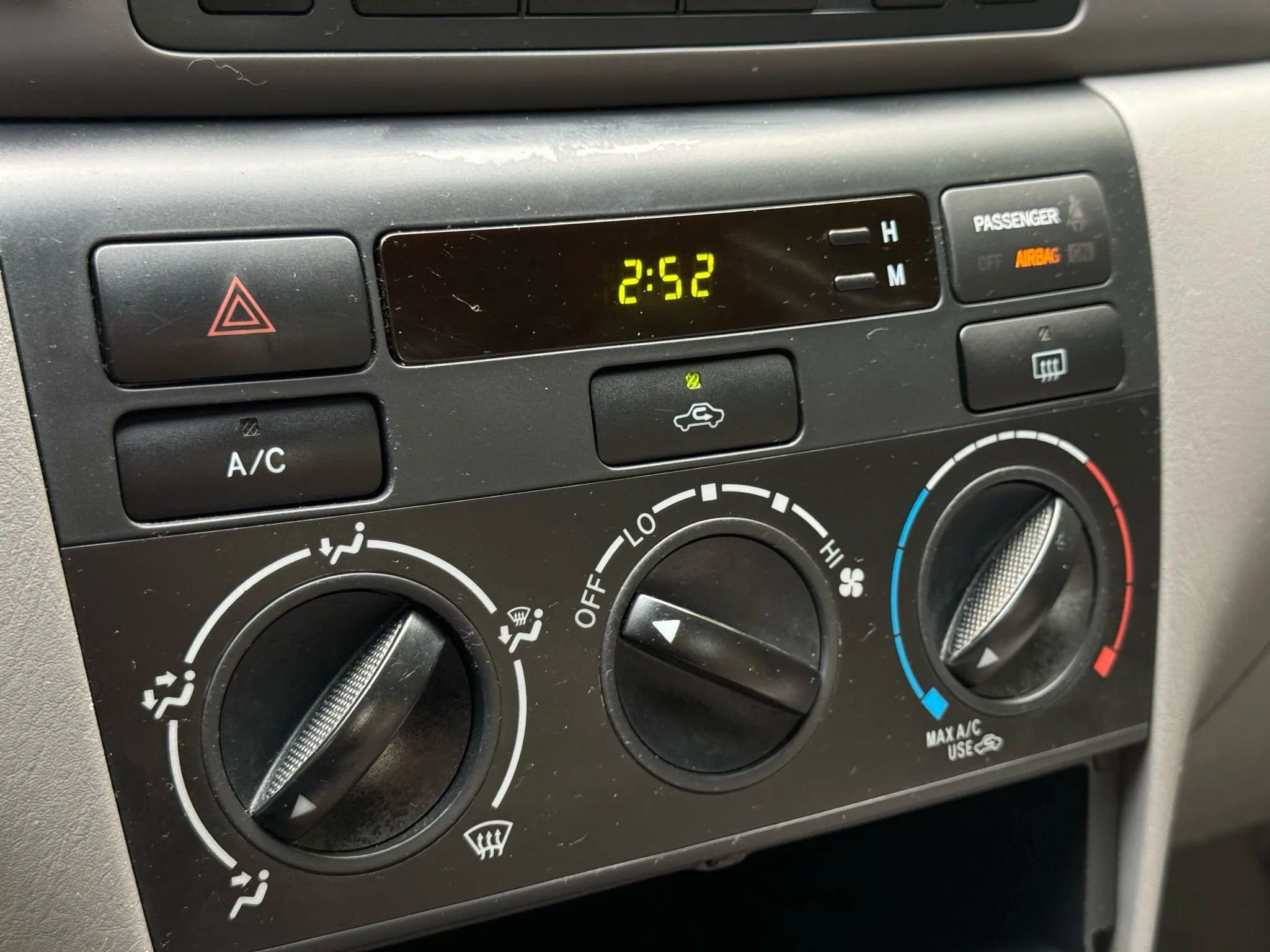 Used 2005 Toyota Corolla LE image 29