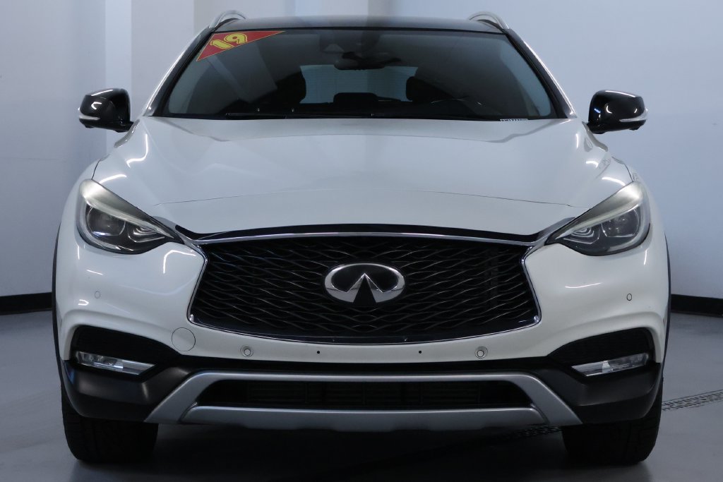 Used 2019 INFINITI QX30 AWD w/ Proassist Package image 2