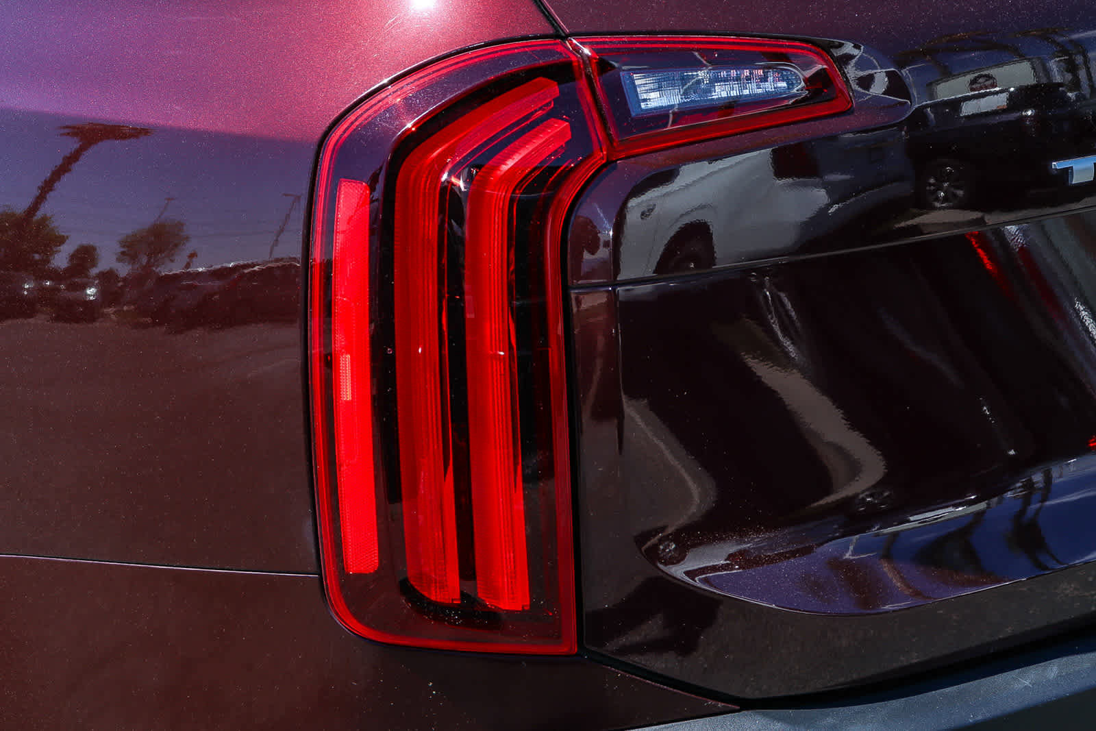 Used 2022 Kia Telluride EX w/ EX Premium Package image 9