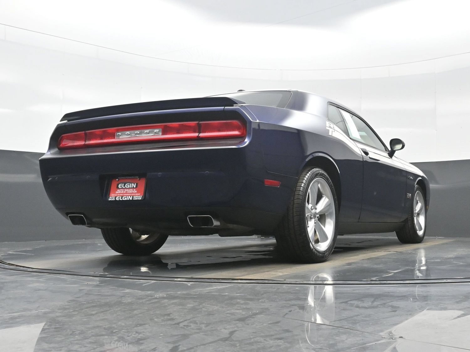 Used 2014 Dodge Challenger R/T RWD image 30