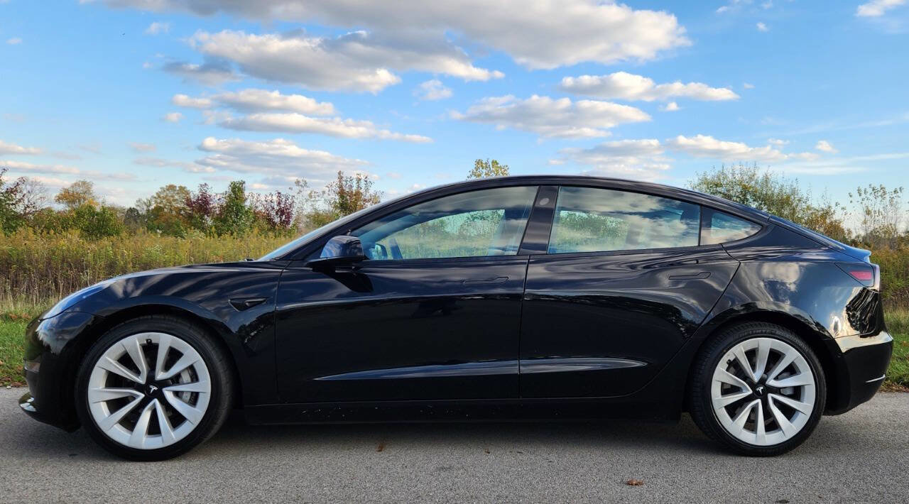 Used 2022 Tesla Model 3 image 2