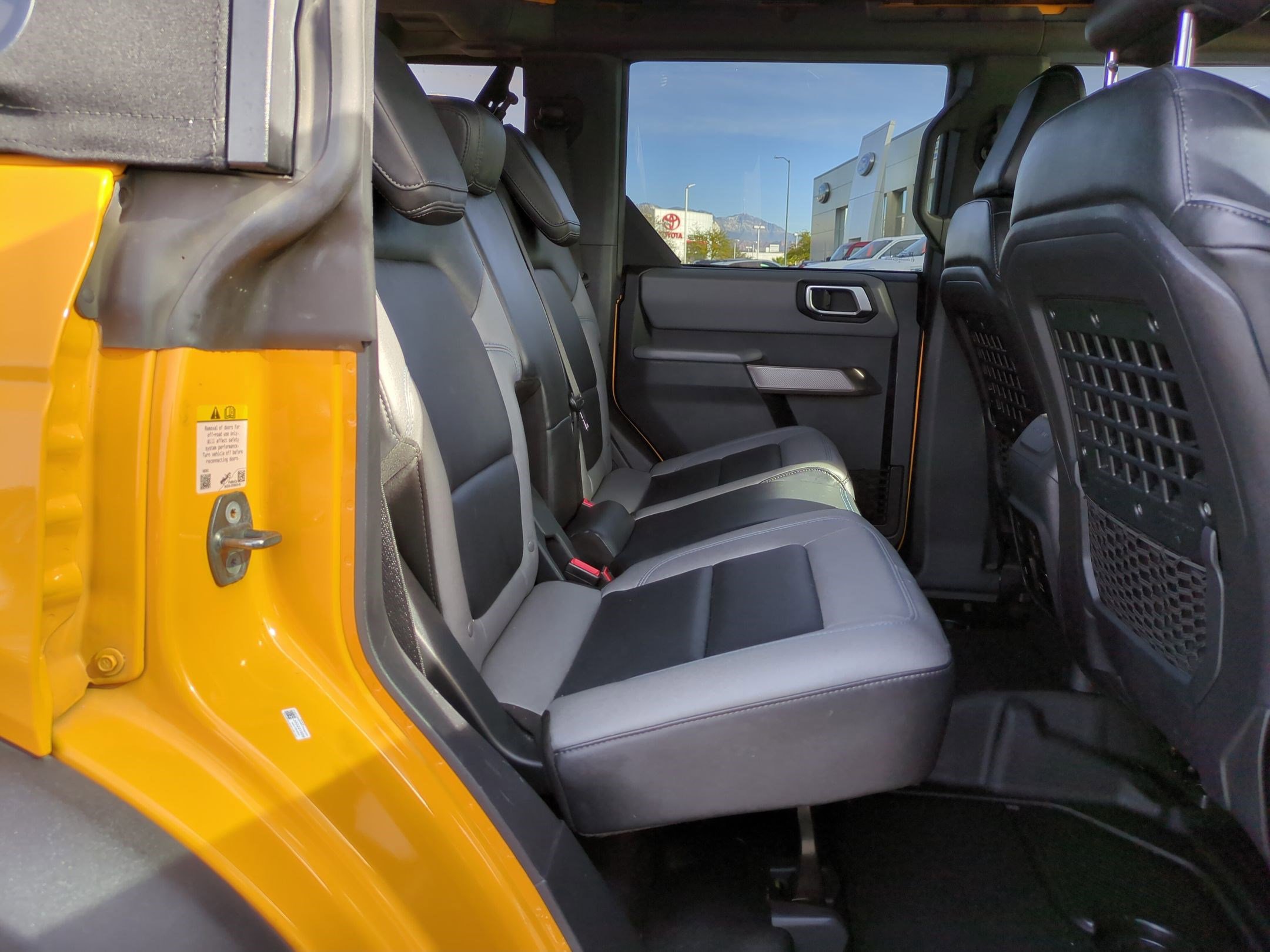 Used 2022 Ford Bronco Black Diamond image 29