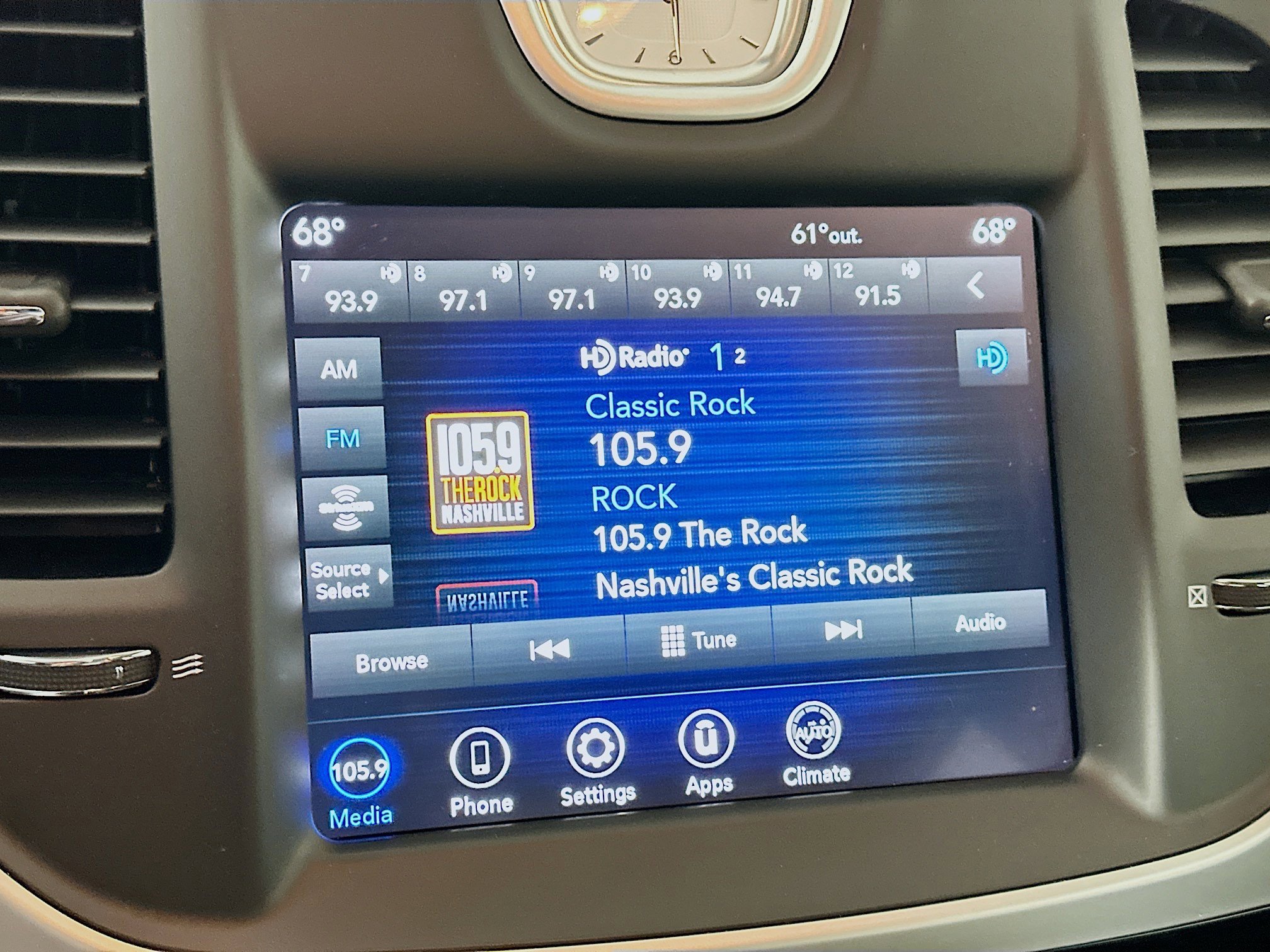 Used 2023 Chrysler 300 Touring image 19