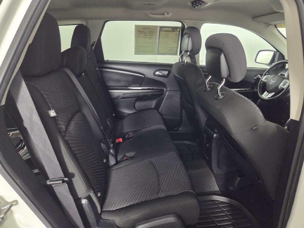 Used 2020 Dodge Journey SE w/ SE Popular Equipment Group FWD image 28
