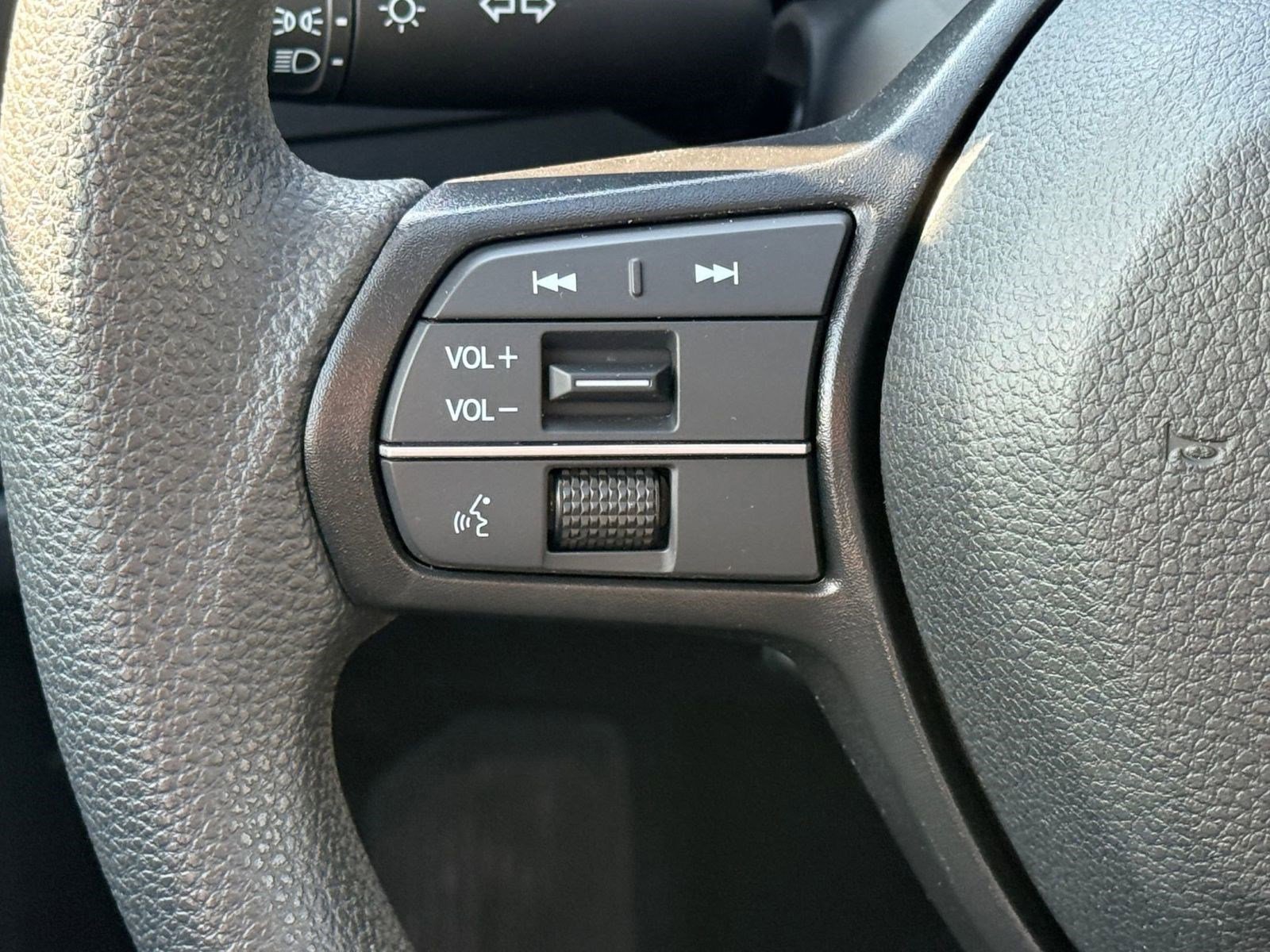 Used 2023 Honda Accord EX image 13