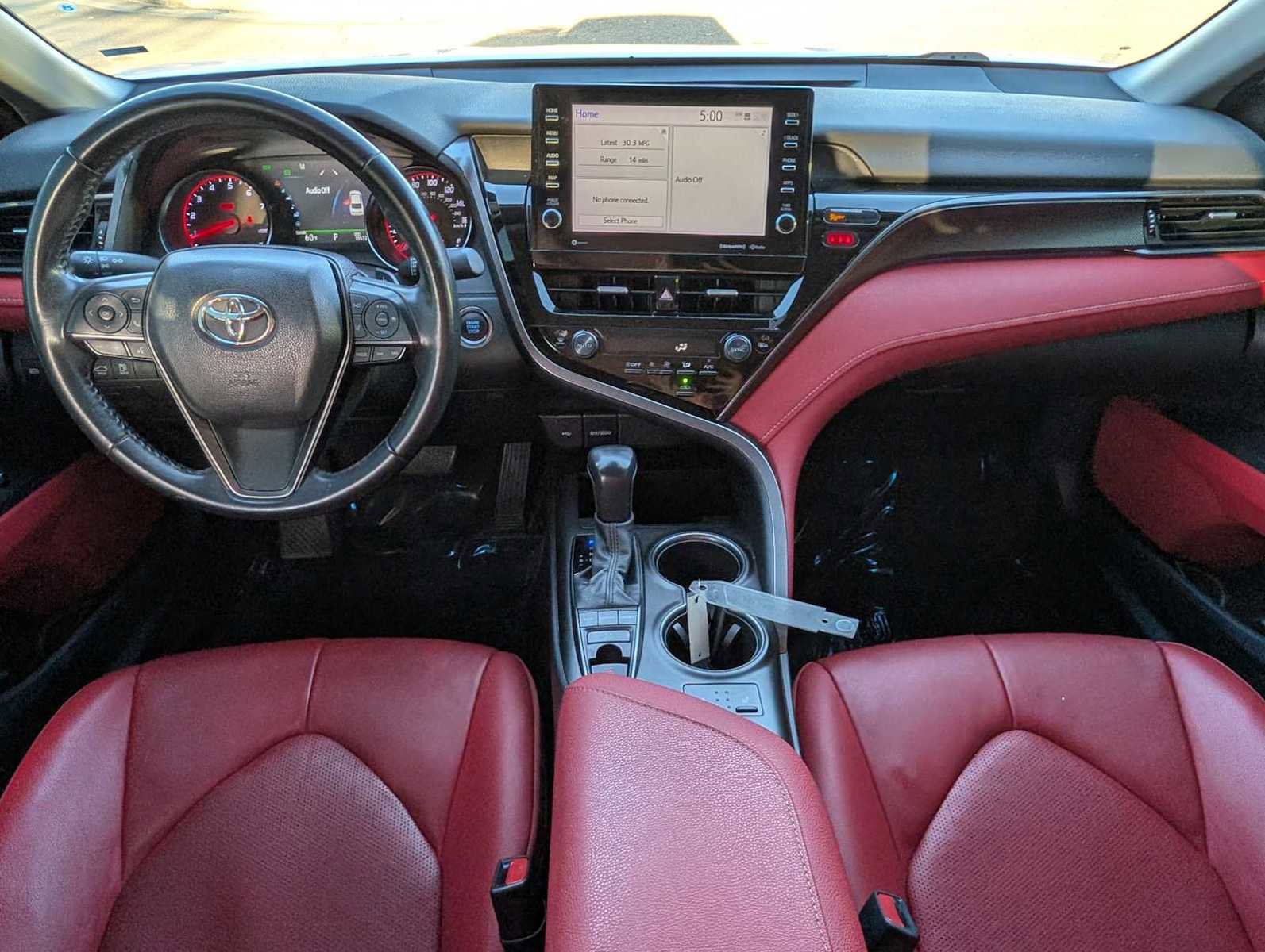 Used 2021 Toyota Camry XSE image 8