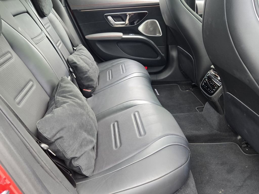 Used 2022 Mercedes-Benz EQS AMG 4MATIC w/ Exclusive Trim Package image 15