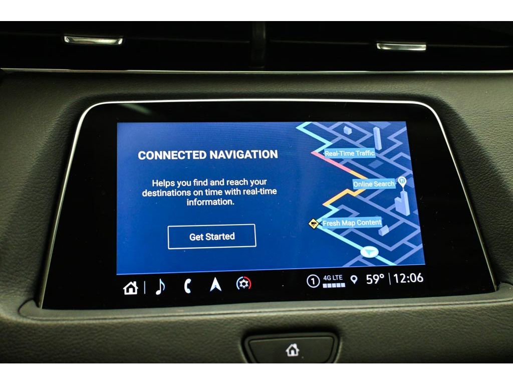 Used 2023 Cadillac XT4 Luxury w/ Cold Weather Package FWD image 47