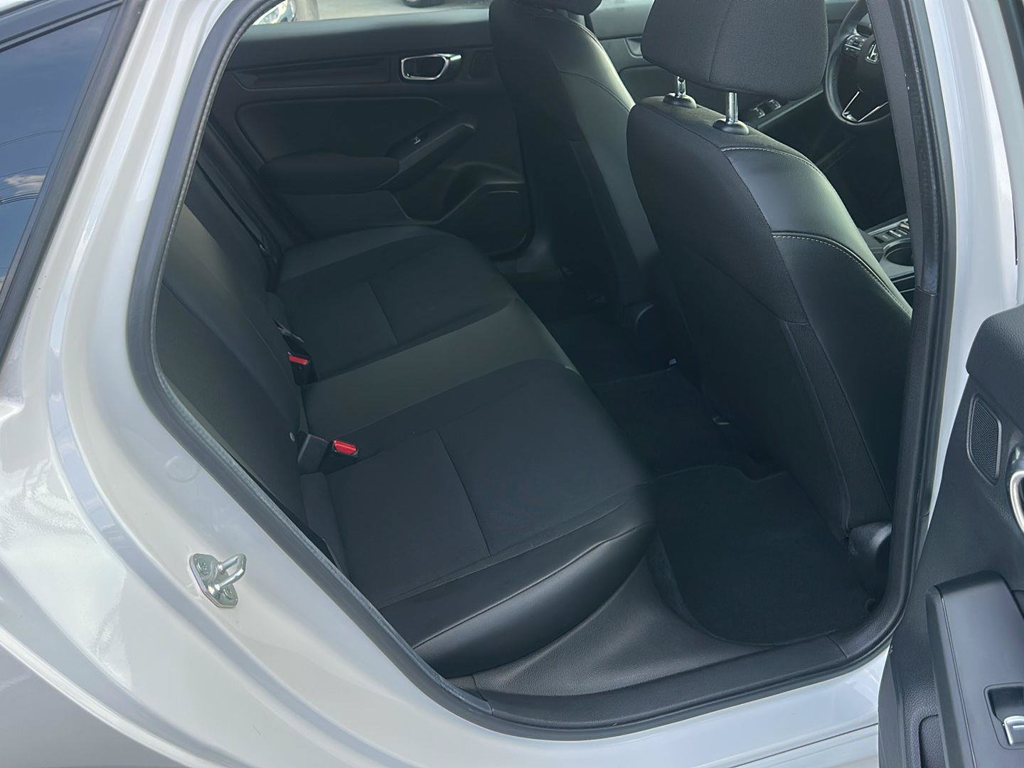 Used 2025 Honda Civic Sport image 10