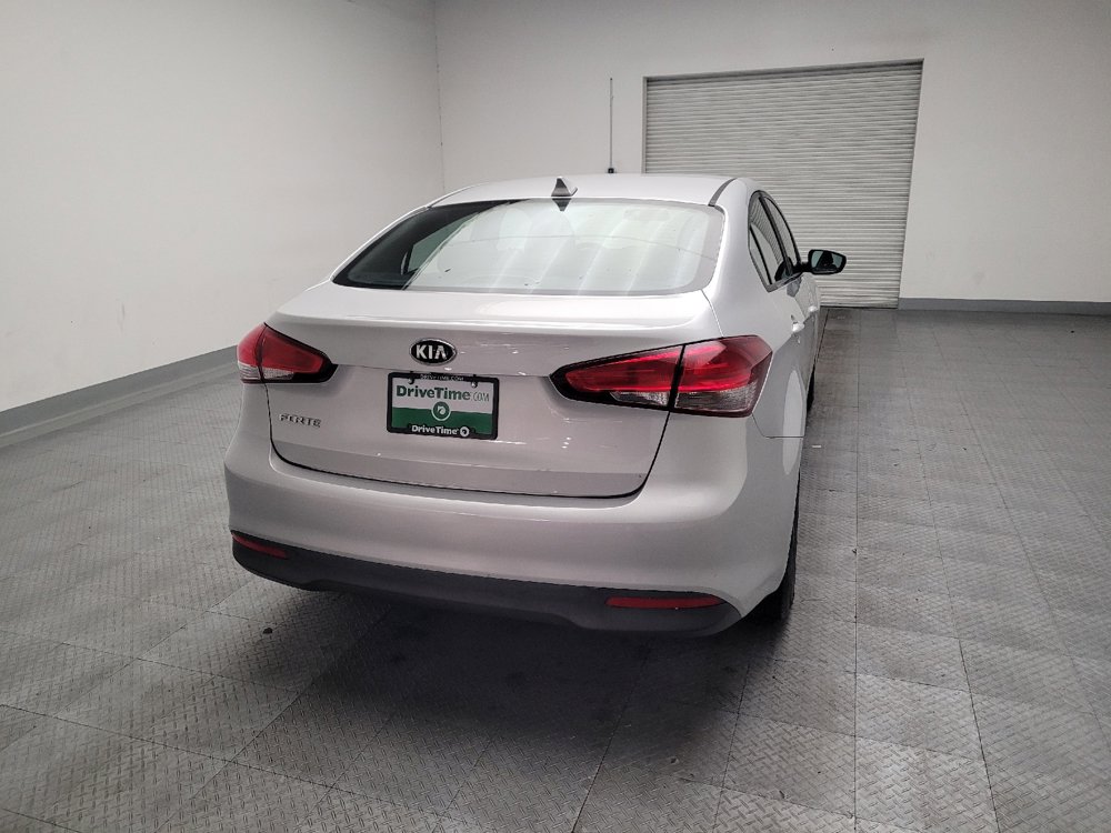 Used 2018 Kia Forte LX w/ LX Popular Package FWD image 7