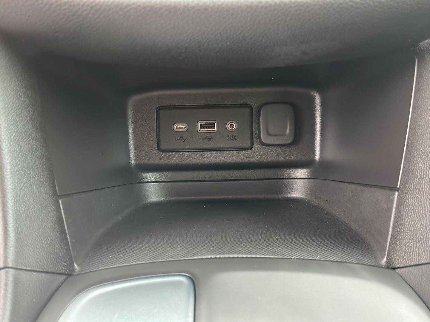 Used 2019 Chevrolet Equinox LT FWD image 21