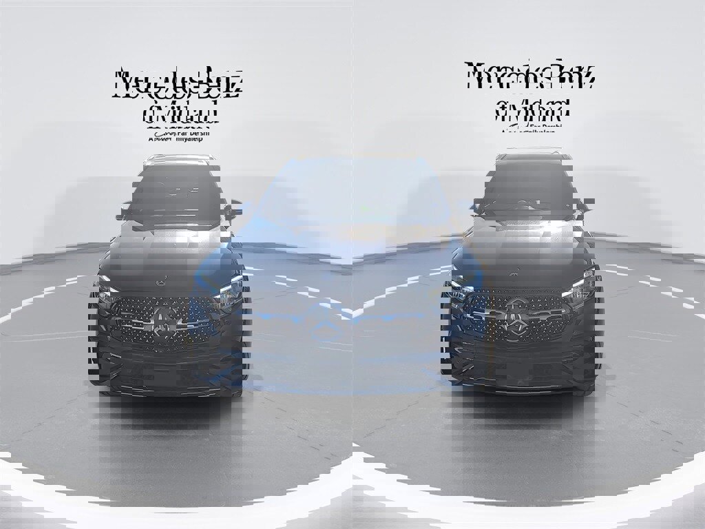 Used 2023 Mercedes-Benz GLC 300 4MATIC image 3