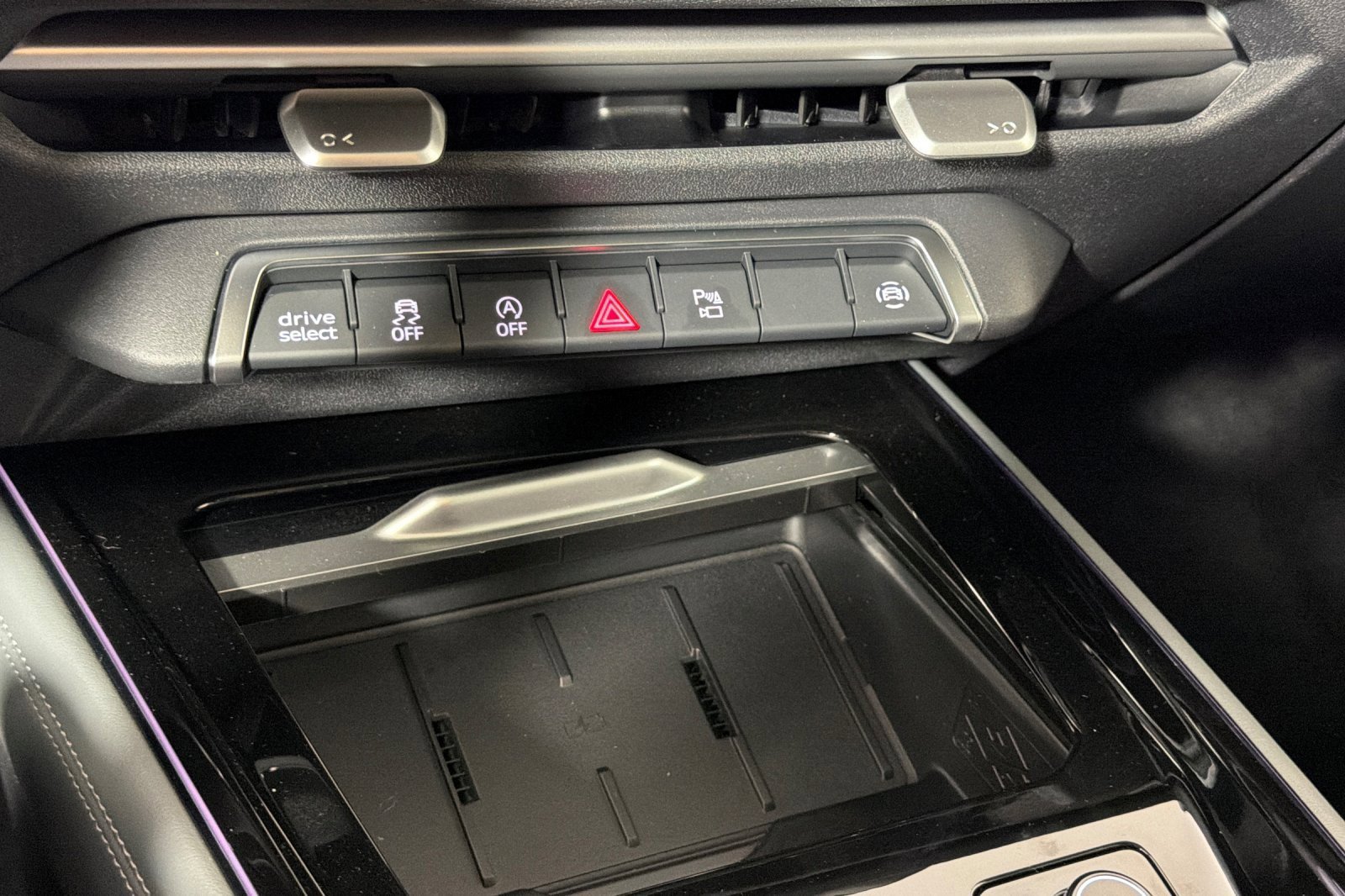 New 2026 Audi Q3 quattro 2.0T AWD/4WD image 20
