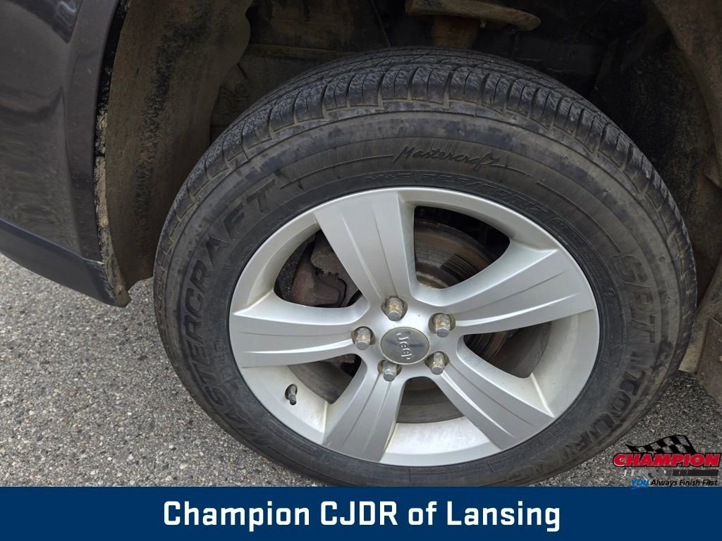 Used 2014 Jeep Compass Latitude AWD/4WD image 11