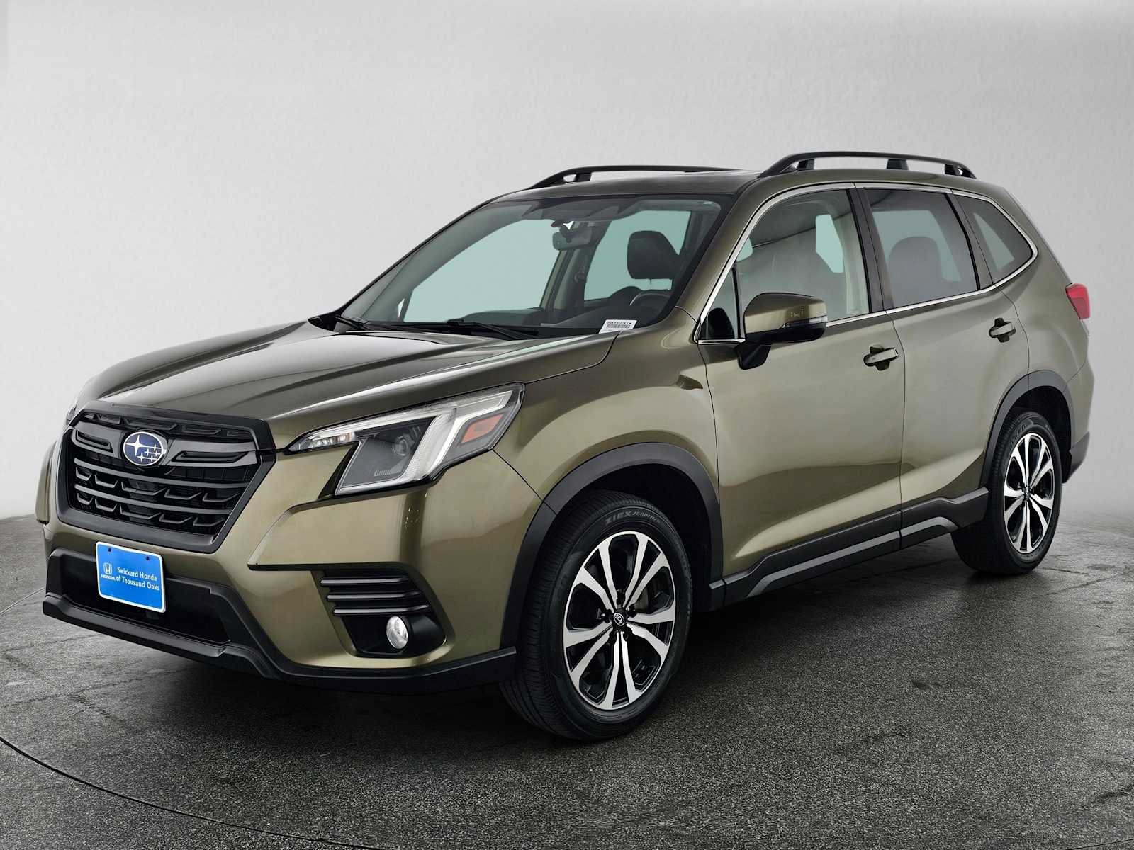 Used 2023 Subaru Forester Limited AWD/4WD image 7