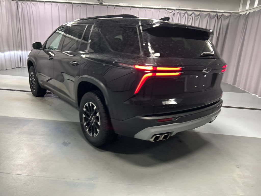 Used 2024 Chevrolet Traverse Z71 w/ LPO, Floor Liner Package AWD/4WD image 5