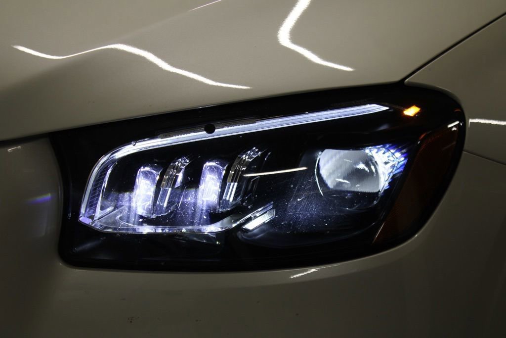 Used 2024 Mercedes-Benz GLS 450 4MATIC image 11