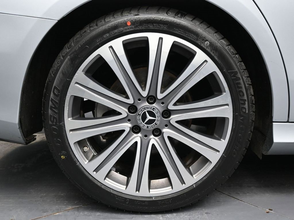 Used 2022 Mercedes-Benz E 350 Sedan image 16