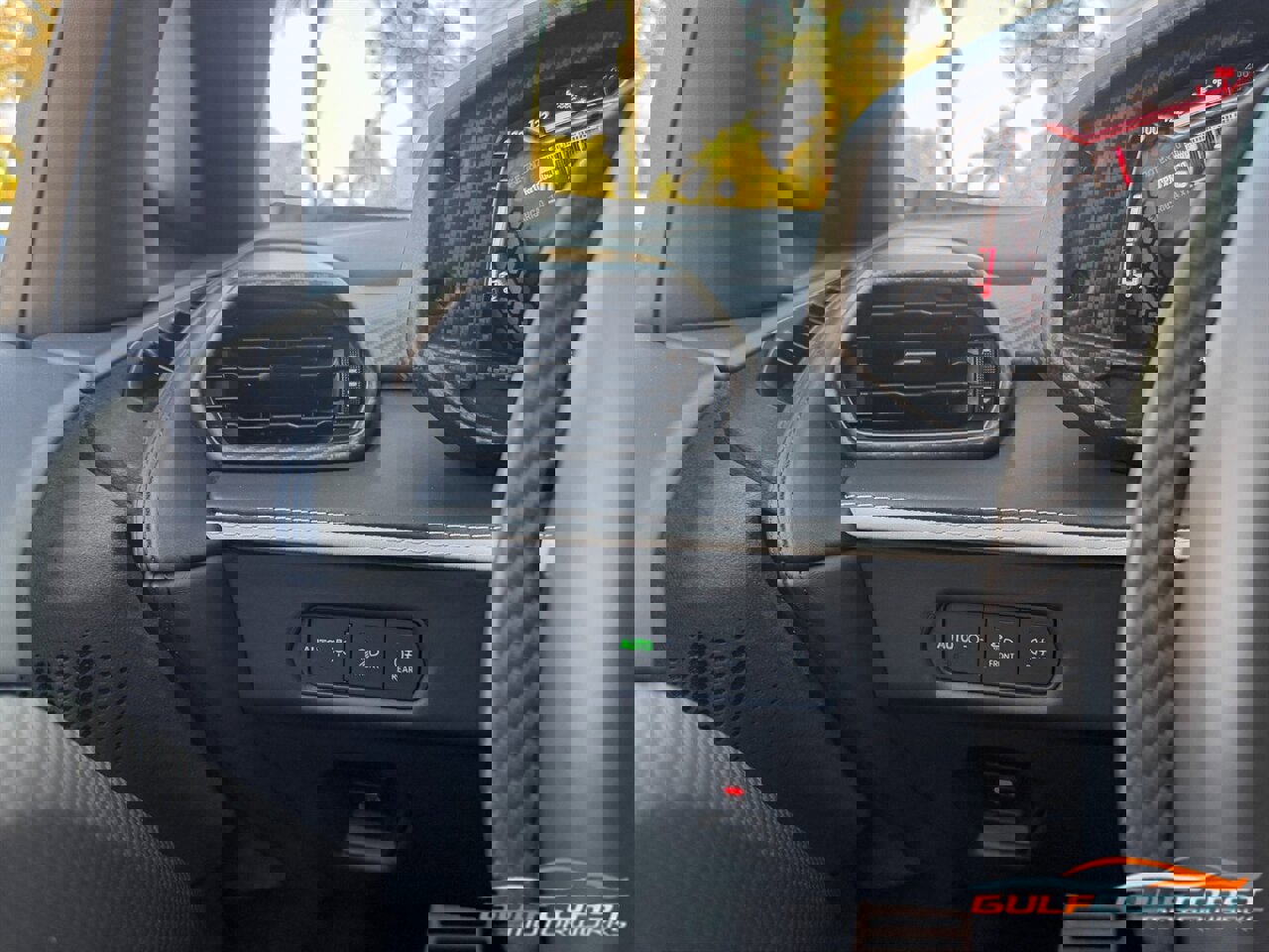 Used 2024 Lamborghini Revuelto image 23