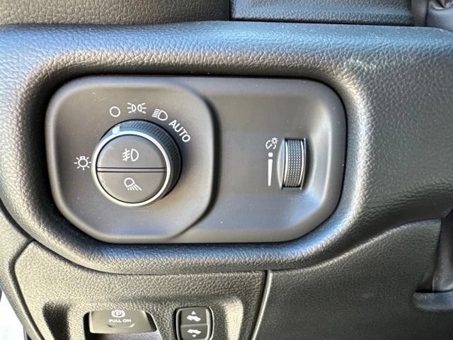 Certified 2022 RAM 1500 Big Horn AWD/4WD image 25