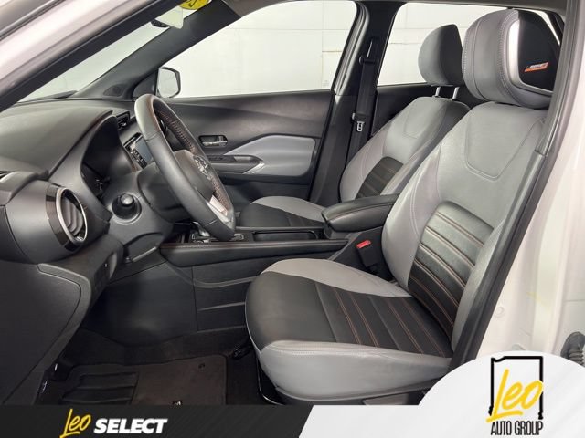 Used 2023 Nissan Kicks SR w/ SR Premium Package FWD image 11