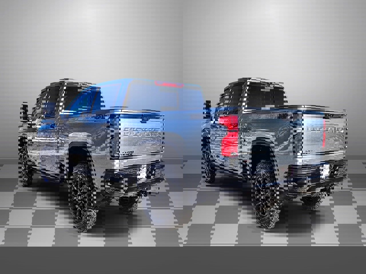 Used 2026 Chevrolet Silverado 2500 LTZ w/ LTZ Plus Package image 5