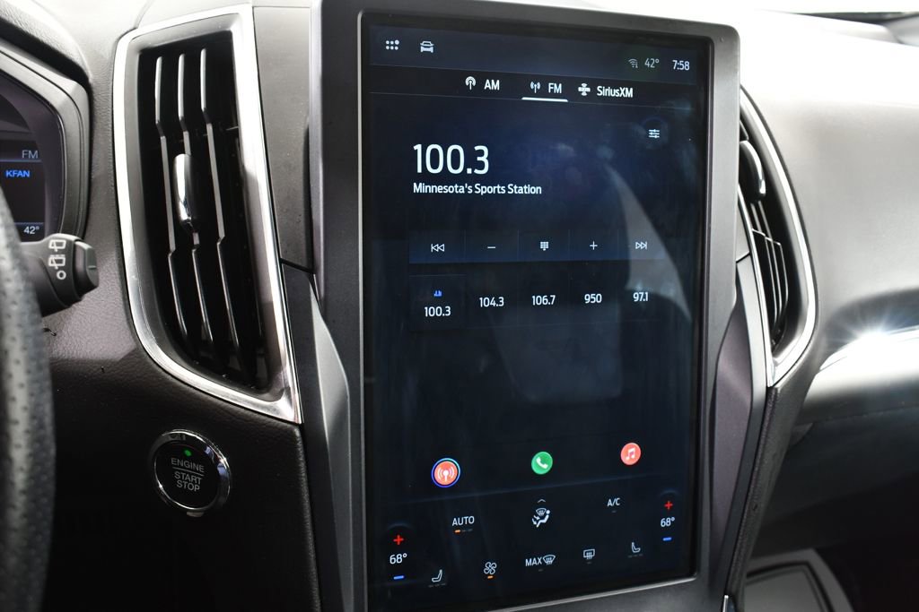Used 2022 Ford Edge ST image 27