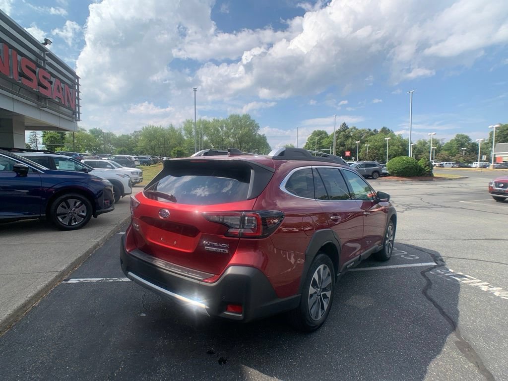 Used 2023 Subaru Outback Touring XT AWD/4WD image 4