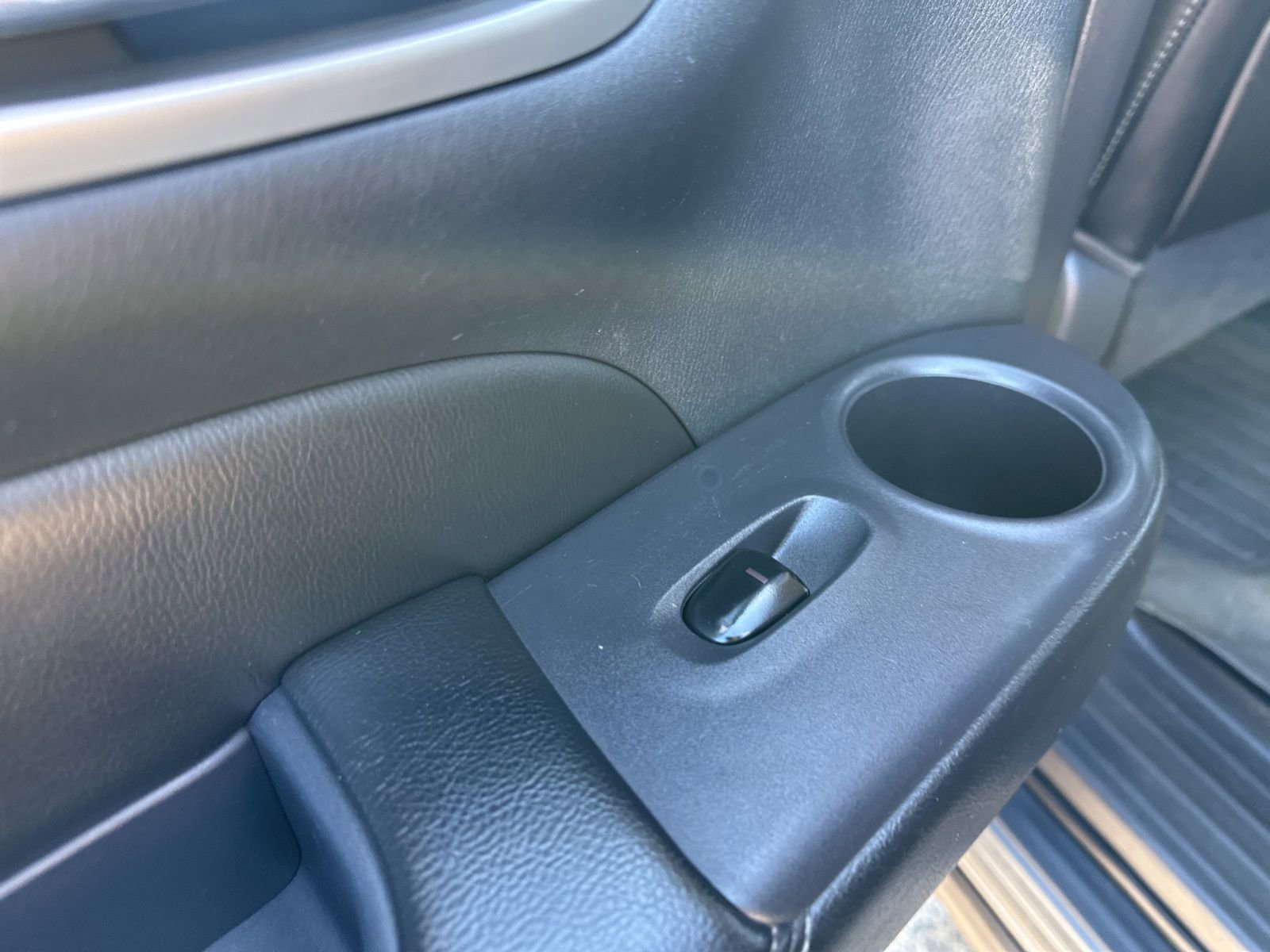 Used 2019 Nissan Pathfinder SL AWD/4WD image 31