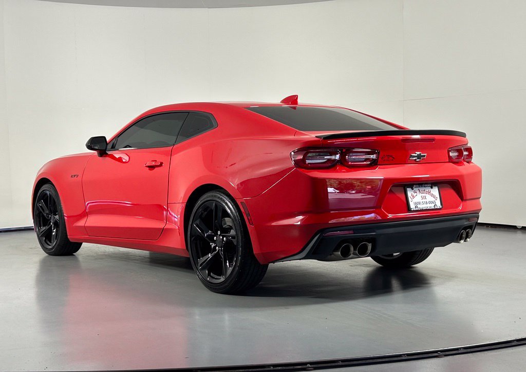 Used 2024 Chevrolet Camaro LT RWD image 6