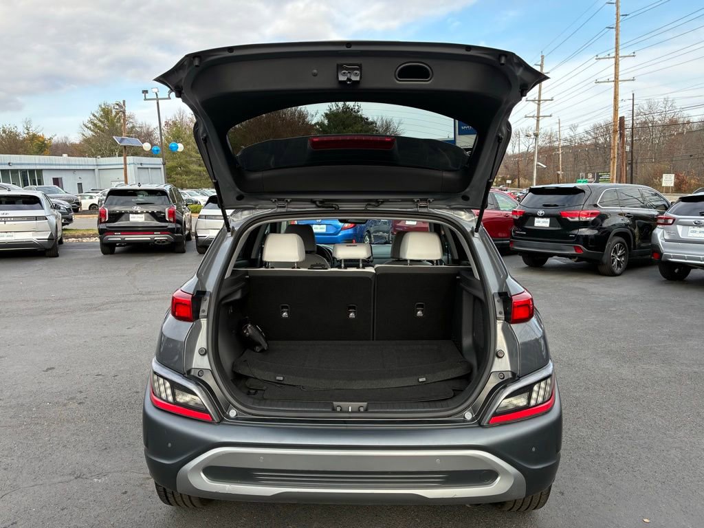 Used 2023 Hyundai Kona Limited image 11