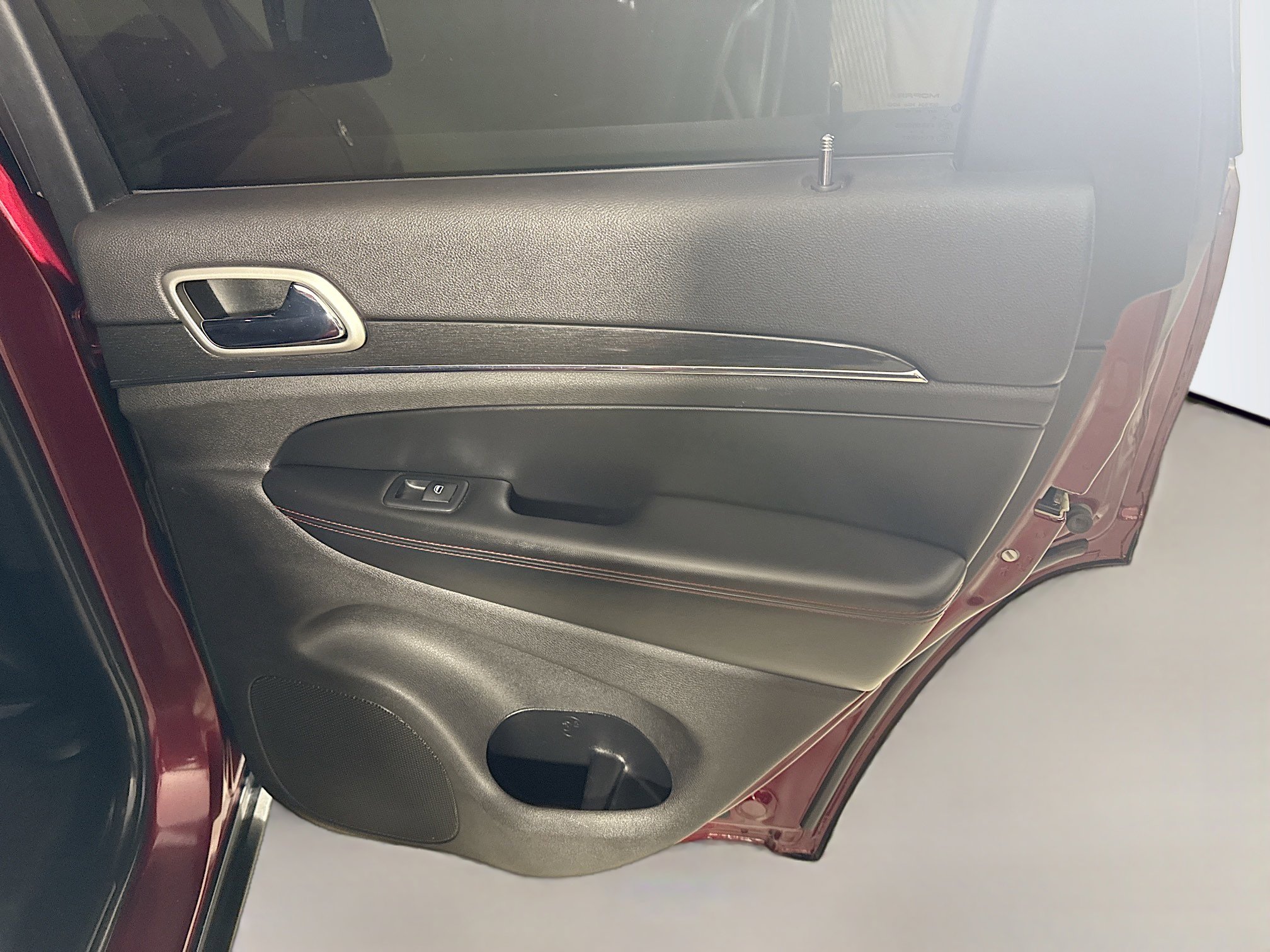 Used 2018 Jeep Grand Cherokee Trailhawk w/ Trailhawk Luxury Group image 28