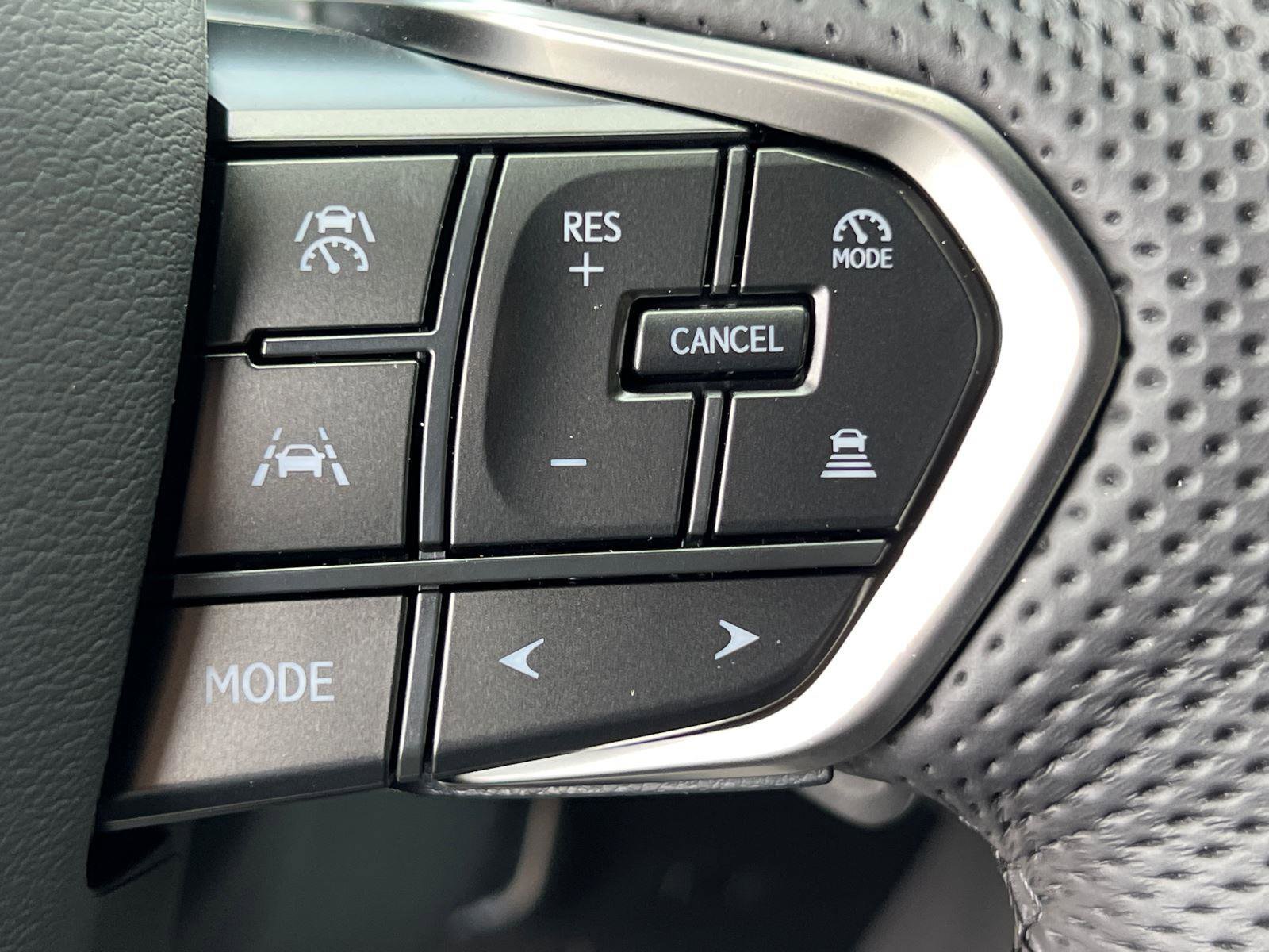 New 2026 Lexus TX 500h AWD image 20